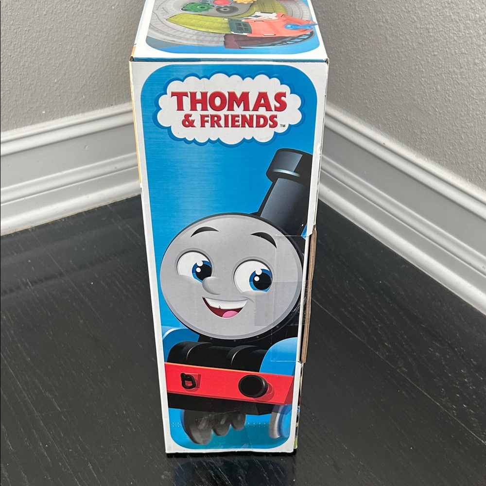 Fisher-Price Thomas & Friends My First Train Table - Picture 4 of 6